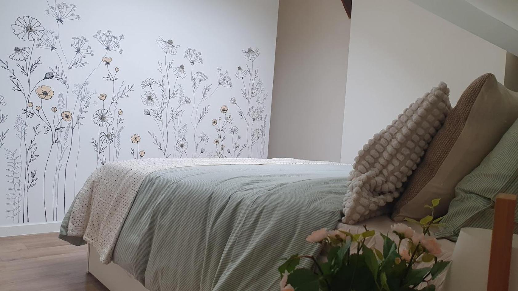 Petite Bulle De Saint Remacle Apartment Stavelot Bagian luar foto